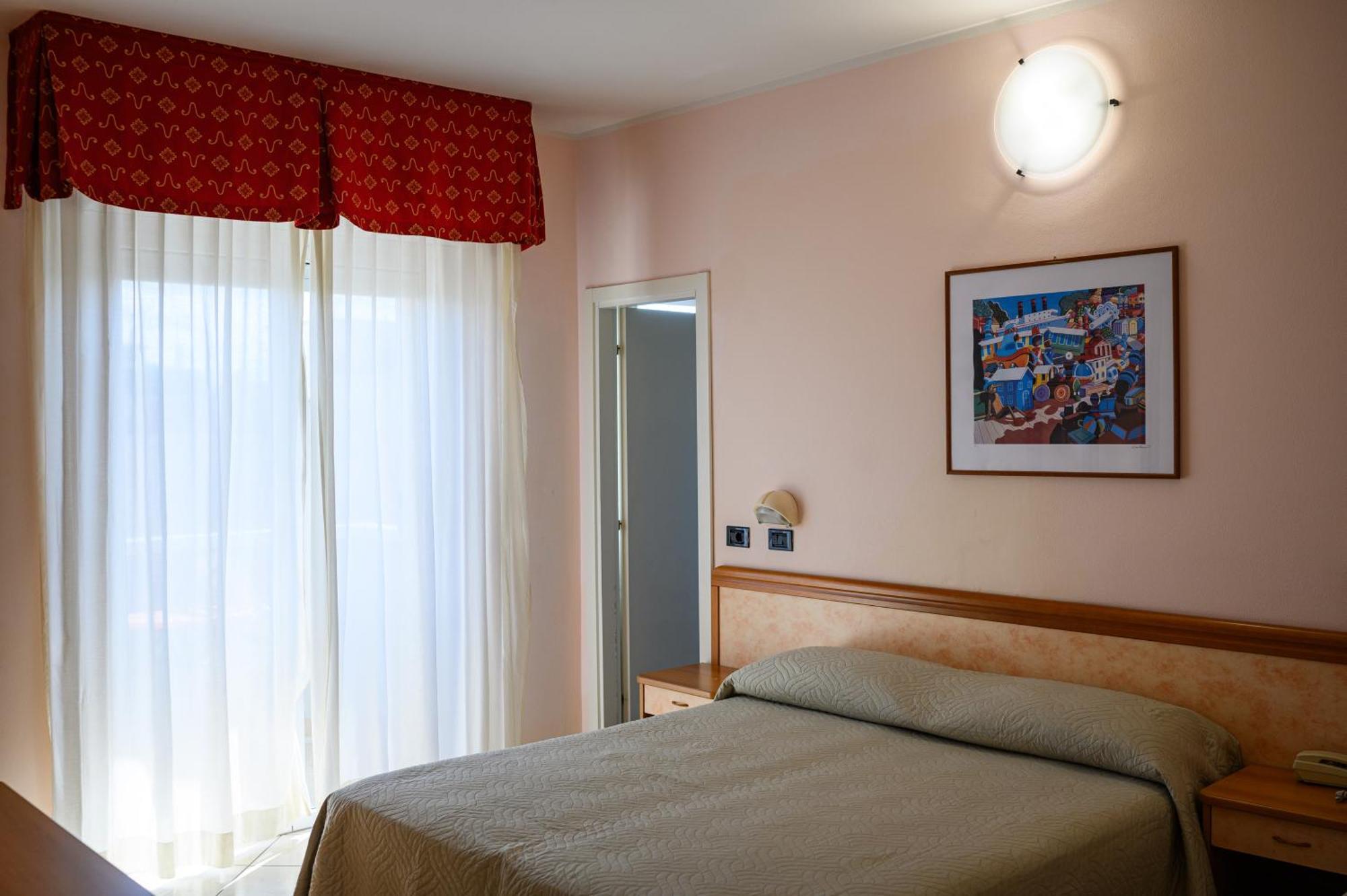 לידו די סביו Hotel De Paris מראה חיצוני תמונה